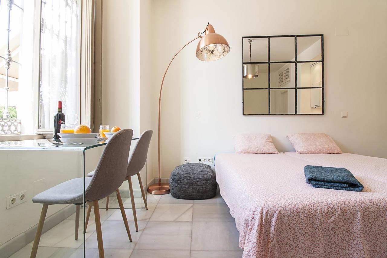 Cortina Apartments ! 马拉加 外观 照片